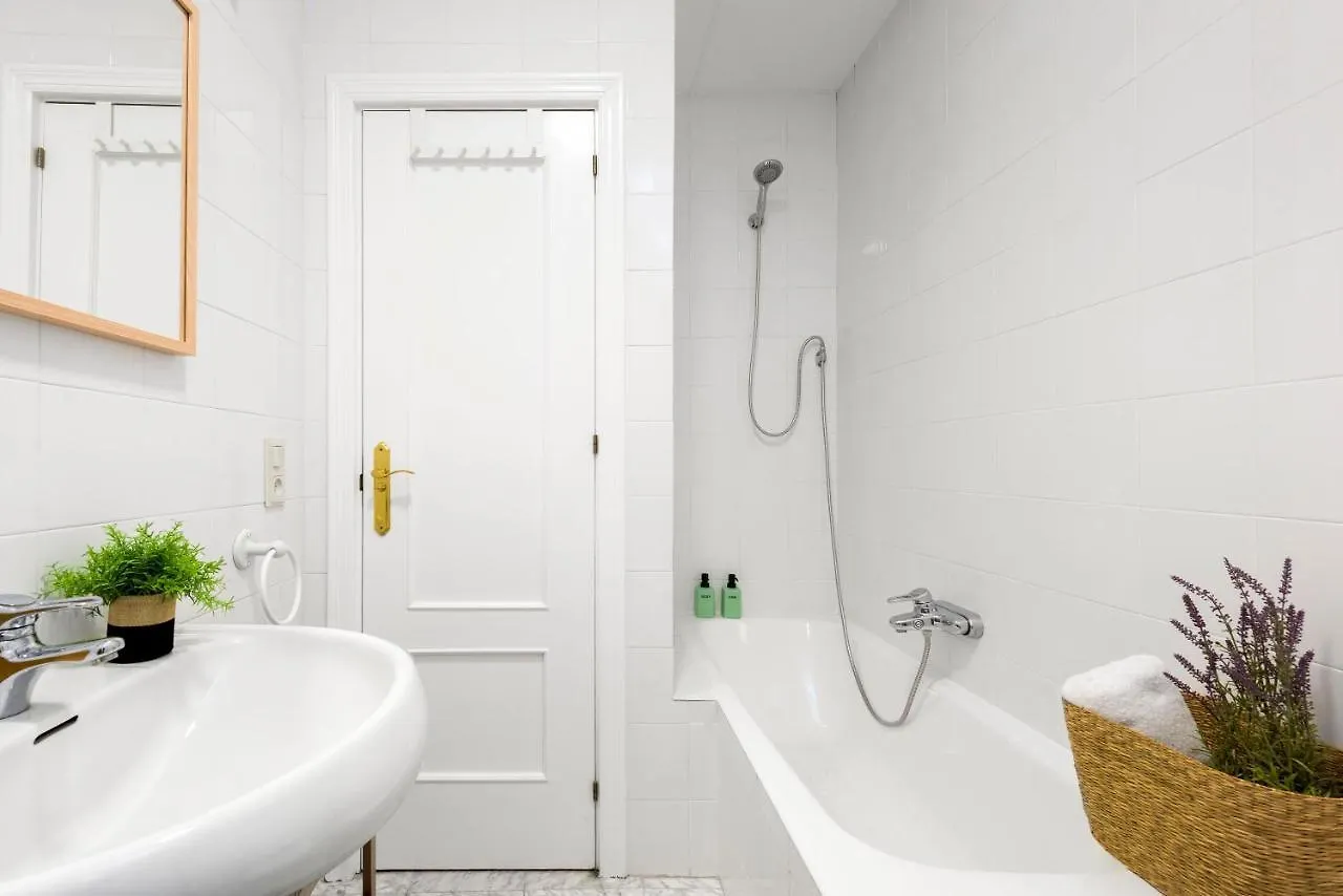 Alohamundi Francos Apartment Seville Spain